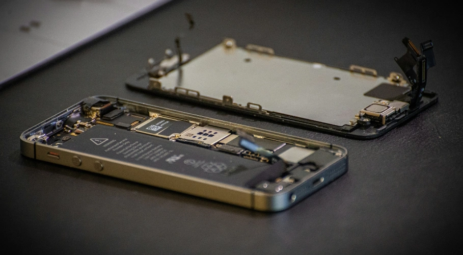 iPhone Repairing