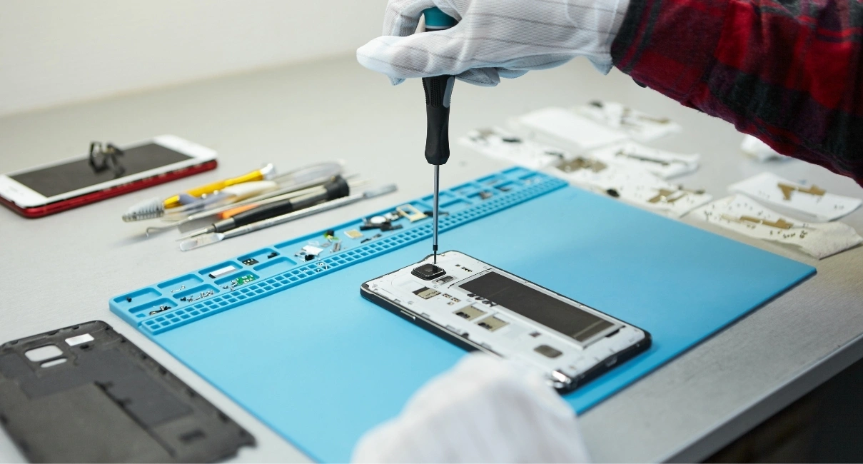 Mobile Repairing Course with Job Placement Support | AK Info